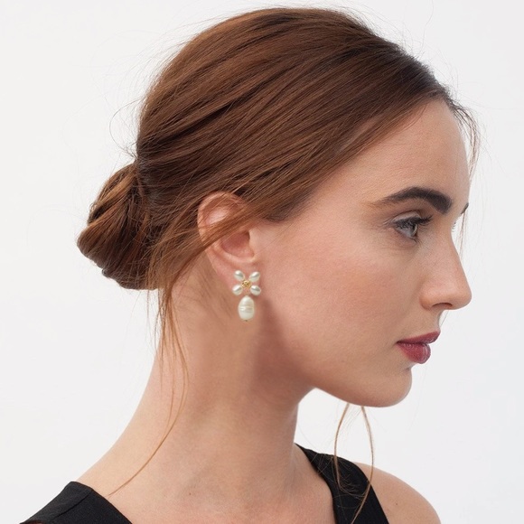 TORY BURCH PEARL CLOVER DROP EARRING - Picture 6 of 6